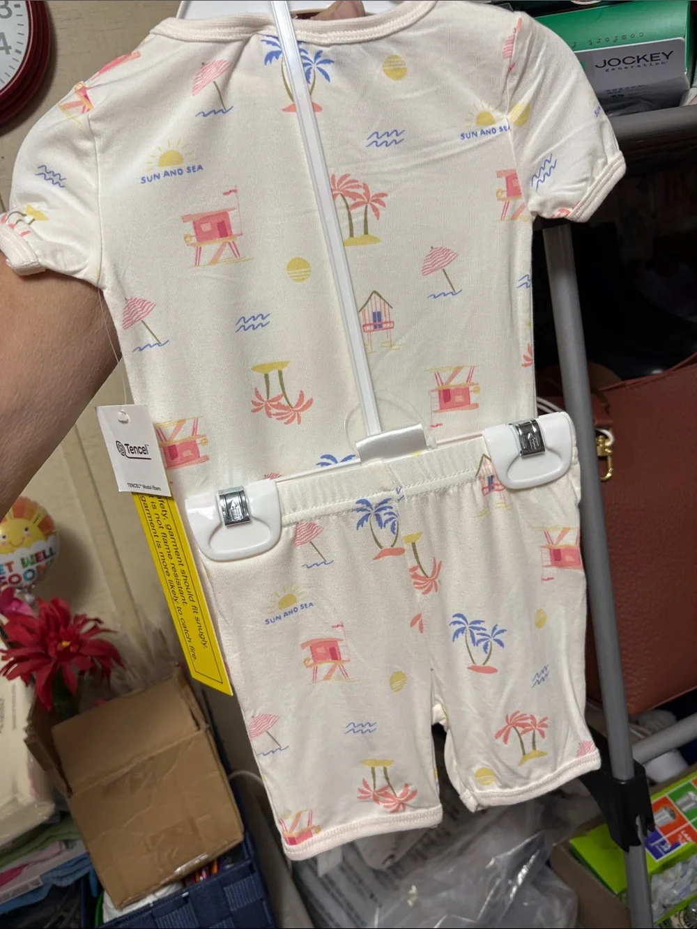 Très Beau et Belle Cream Short-Sleeve Kids Pajama Set with Beach Motif